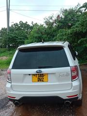 Subaru Forester 2011 White for sale