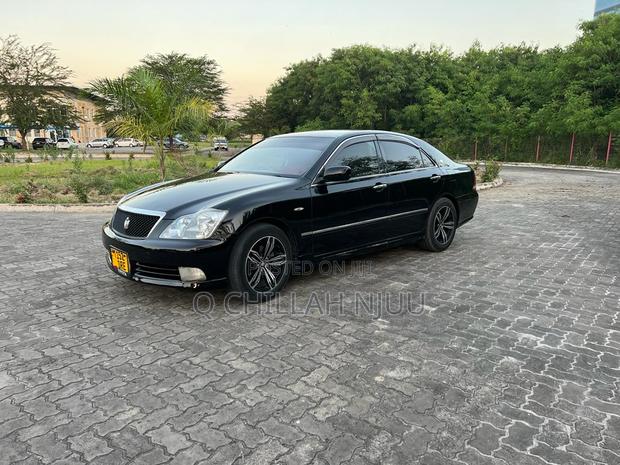 Toyota Crown 2008 Black