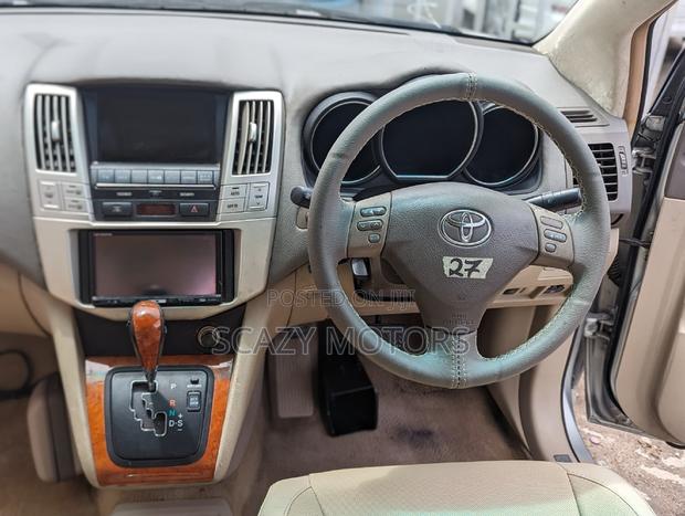 Toyota Harrier 2006 Silver