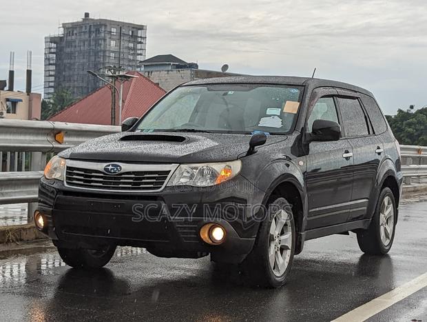 Subaru Forester 2010 Black