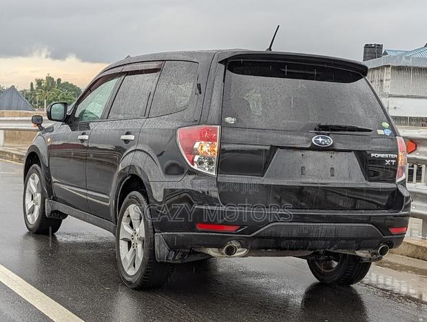 Subaru Forester 2010 Black