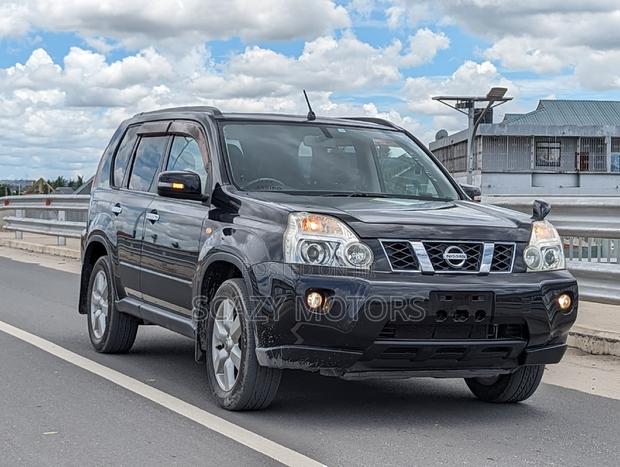 Nissan X-Trail 2010 Black