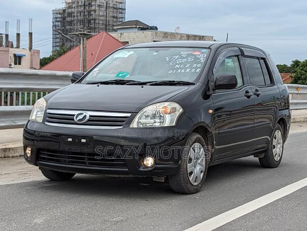 Toyota Raum 2009 Black