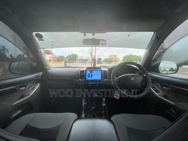 Toyota Land Cruiser Prado 2007 Black