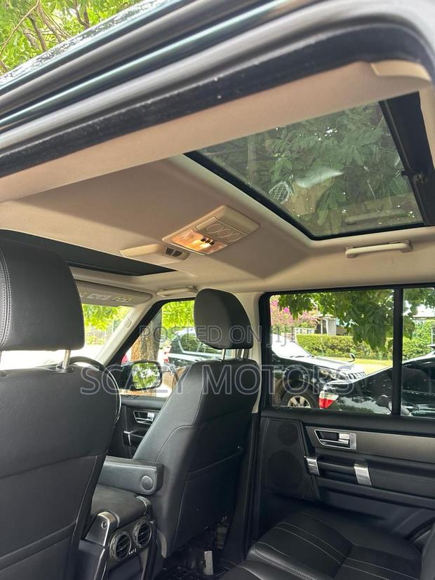 Land Rover Discovery 2013 Green