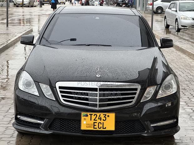 Mercedes-Benz E250 2011 Black