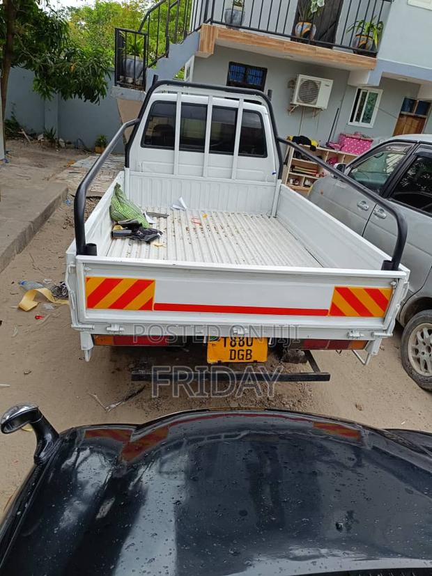 Toyota TownAce 2005 White