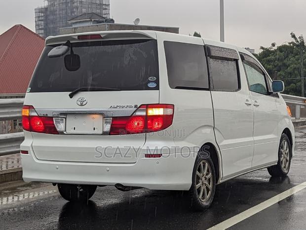 Toyota Alphard 2005 White