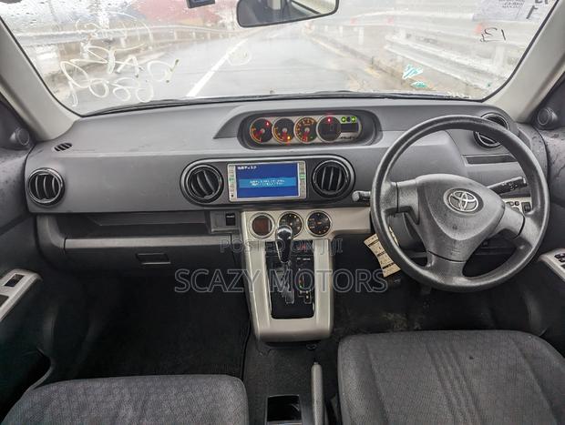 Toyota Corolla Rumion 2008 Gray