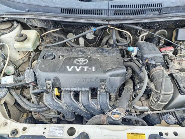 Toyota IST 2006 White