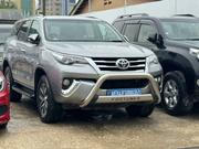 Toyota Fortuner 2.8 D AWD 2017 Silver for sale