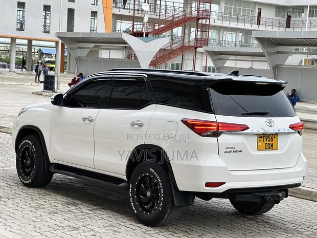 Toyota Fortuner 2016 White