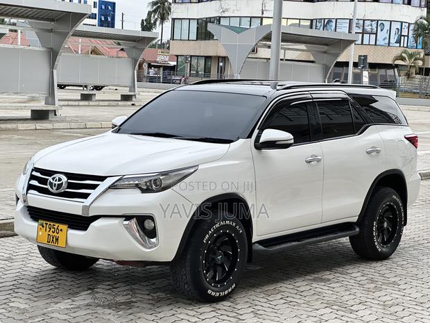 Toyota Fortuner 2016 White