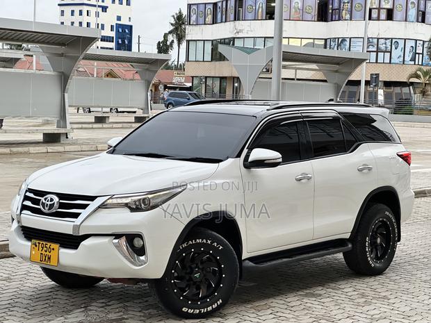 Toyota Fortuner 2016 White