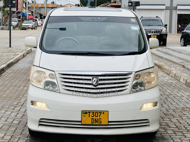 Toyota Alphard 2003 White