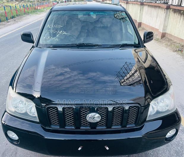 Toyota Kluger 2002 Black