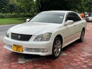 Toyota Crown Royale 2005 White for sale