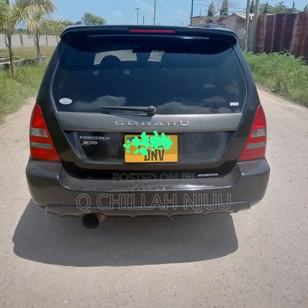 Subaru Forester 2000 Black