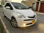 Toyota Ractis 2006 White for sale
