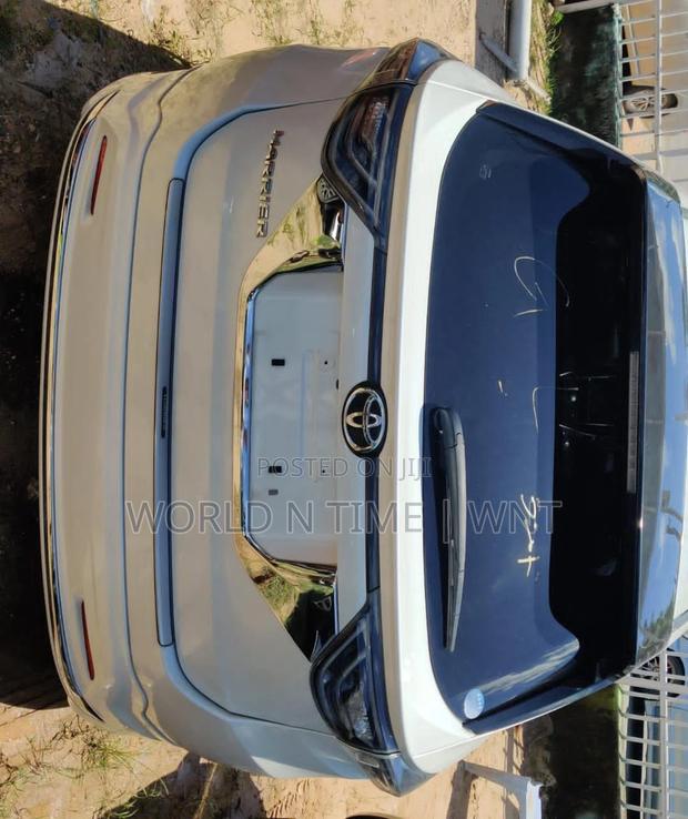 Toyota Harrier 2022 White