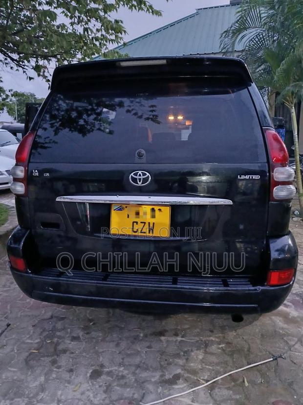 Toyota Land Cruiser Prado 2004 Black