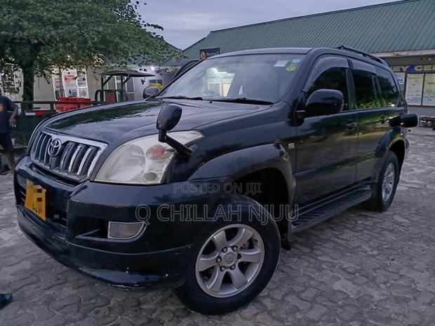 Toyota Land Cruiser Prado 2004 Black