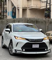 Toyota Harrier 2022 White for sale