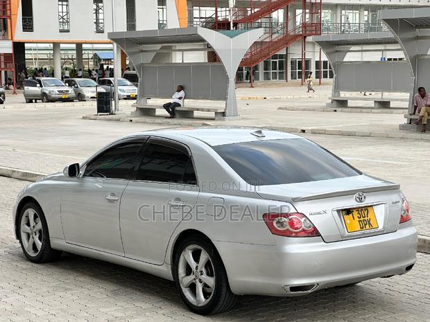Toyota Mark X 2006 Silver