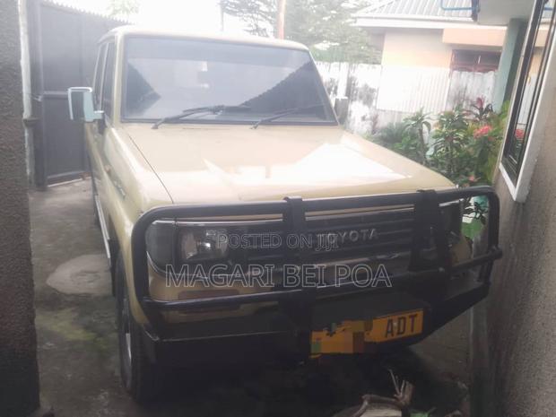Toyota Land Cruiser Prado 2006 Ivory