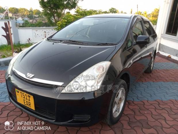 Toyota Wish 2018 Black