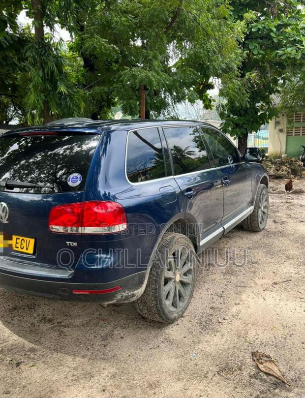 Volkswagen Touareg 2007 Blue