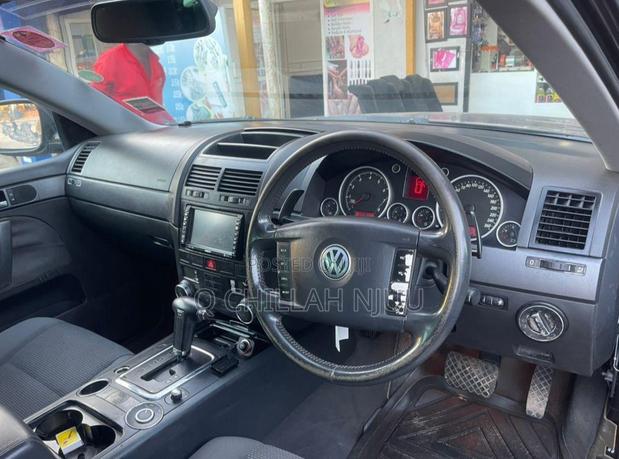 Volkswagen Touareg 2004 Black