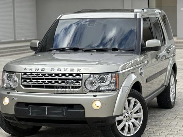 Land Rover Discovery 2013 Gray