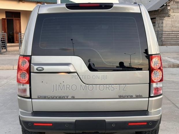 Land Rover Discovery 2013 Gray