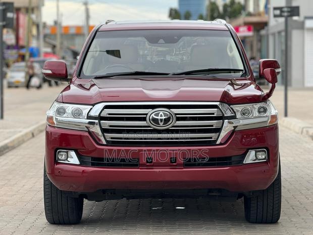 Toyota Land Cruiser 4.6 V8 ZX 2018 Burgundy