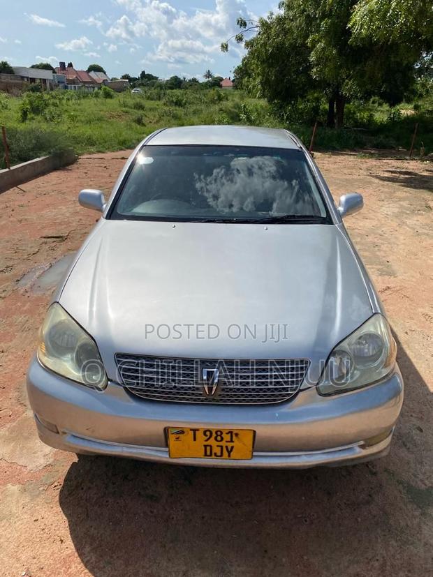 Toyota Mark II 2002 Silver