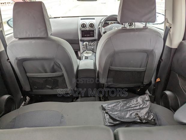Nissan Dualis 2010 Black