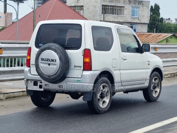 Suzuki Jimny 2008 White