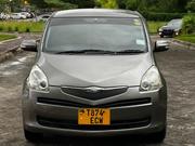 Toyota Ractis 2006 Gray for sale