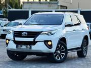 Toyota Fortuner 2017 White for sale