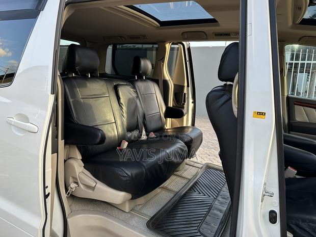 Toyota Alphard 2004 White