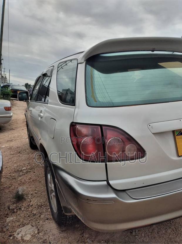 Toyota Harrier 2003 White