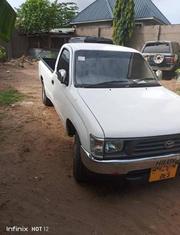 Toyota Hilux 2003 White for sale