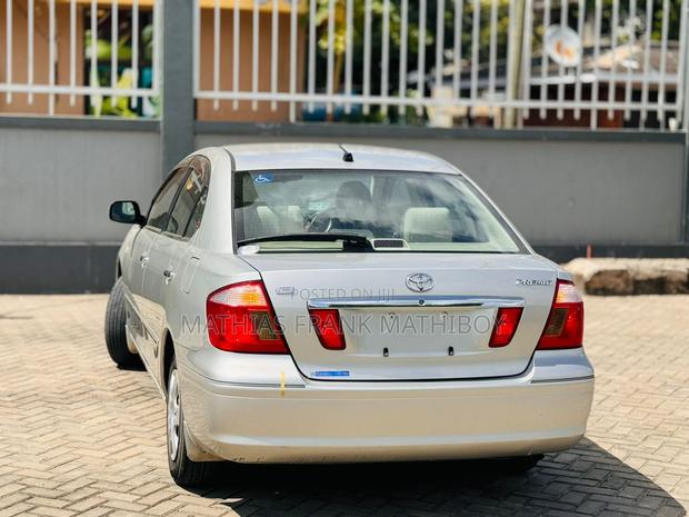 Toyota Premio 2004 Silver