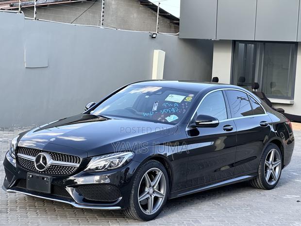 Mercedes-Benz C200 2014 Black
