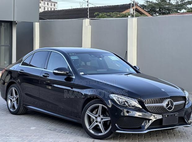 Mercedes-Benz C-Class 2014 Blue