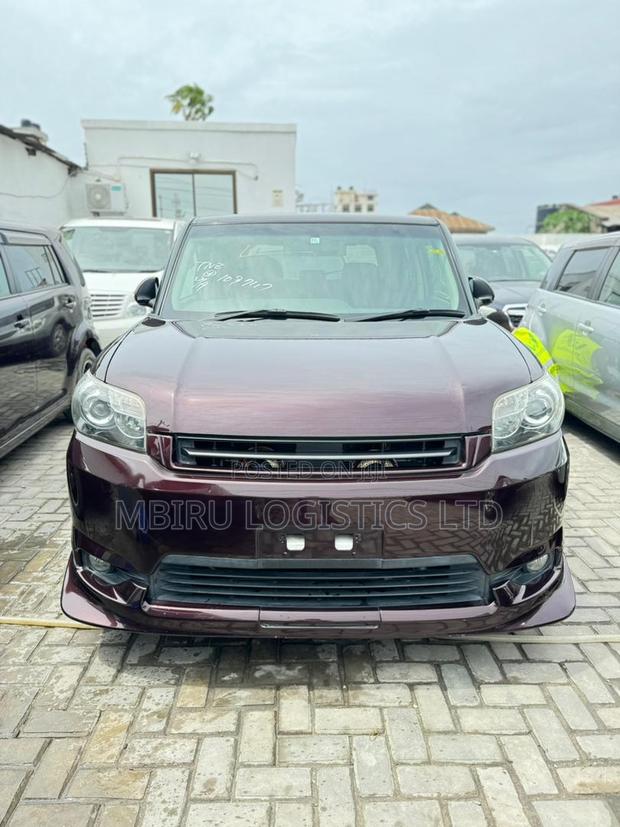 Toyota Corolla Rumion 2010