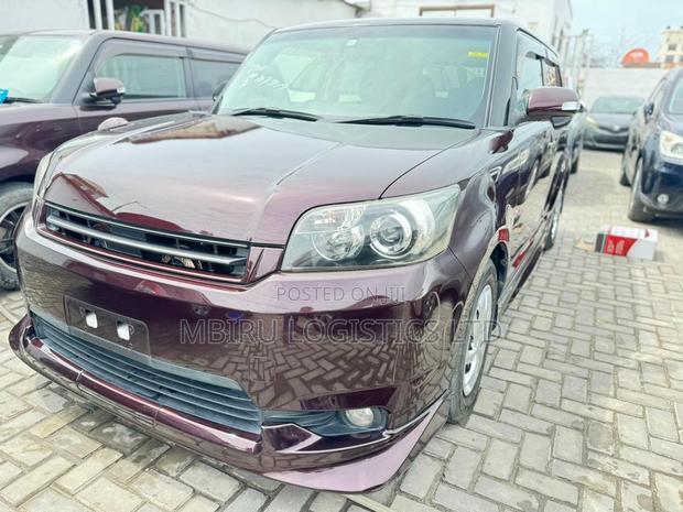 Toyota Corolla Rumion 2010