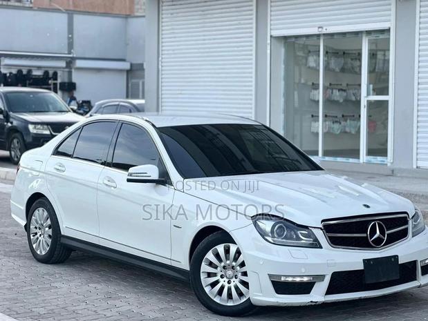Mercedes-Benz C-Class 2010 White
