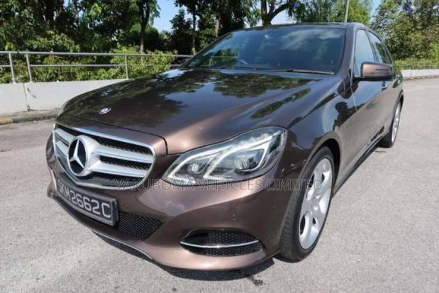Mercedes-Benz E250 2013 Brown
